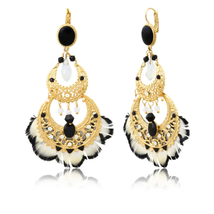 Sale Alizia feather sleeper earrings - black and white Dormeuses