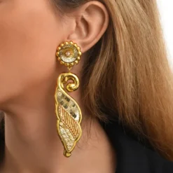 Sale Angèle long clip-on earrings - gold Clips|Boucles D'oreilles XXL