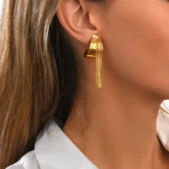 Online Ashanti hoop clip-on earrings – gold Clips