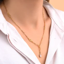 Hot Atria pendant necklace - pink Sautoirs & Colliers Longs|Pendentifs Et Médailles