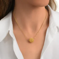 Betty pendant necklace - gold Pendentifs Et Médailles