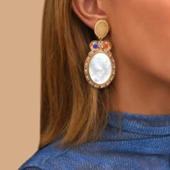 Claudia clip-on earrings - mother-of-pearl Clips