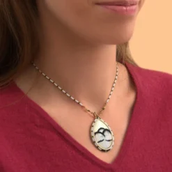 Hot Fujita pendant necklace - white Sautoirs & Colliers Longs|Pendentifs Et Médailles