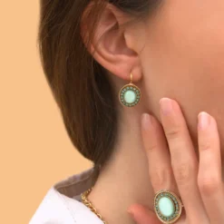 Sale Louise thin sleeper earrings - blue Dormeuses