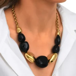 Loulou short chain necklace – black and gold Colliers Courts & Ras Du Cou|Colliers XXL