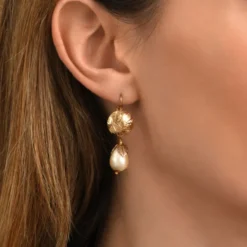 New Lucy sleeper earrings - white Dormeuses