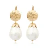 Lucy thin sleeper earrings - white Dormeuses