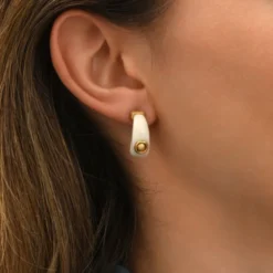 Clearance Masseria mini stud earrings - white Percées / Tiges