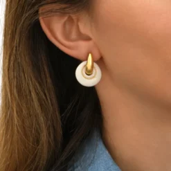 Online Masseria round pierced stud earrings - white Percées / Tiges