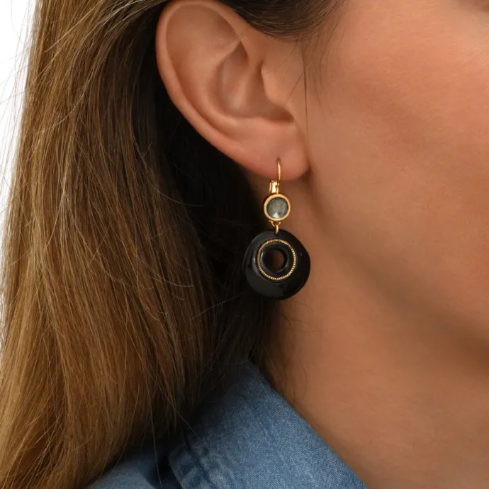 Discount Masseria thin sleeper earrings - black Dormeuses