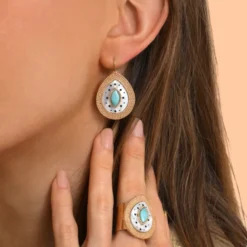 Hot Mindoro cabochon ring - white mother-of-pearl Bagues Ajustables
