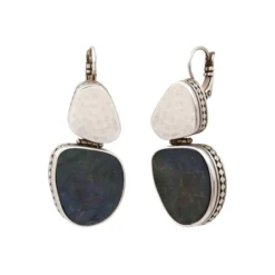 New Noto sleeper earrings - black and white Dormeuses