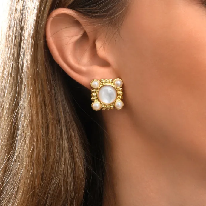 Clearance Oceane seashell clip-on earrings – white Clips