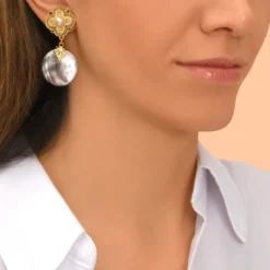 Sale Positano clip-on drop earrings - grey mother-of-pearl Clips|Longues / Pendantes