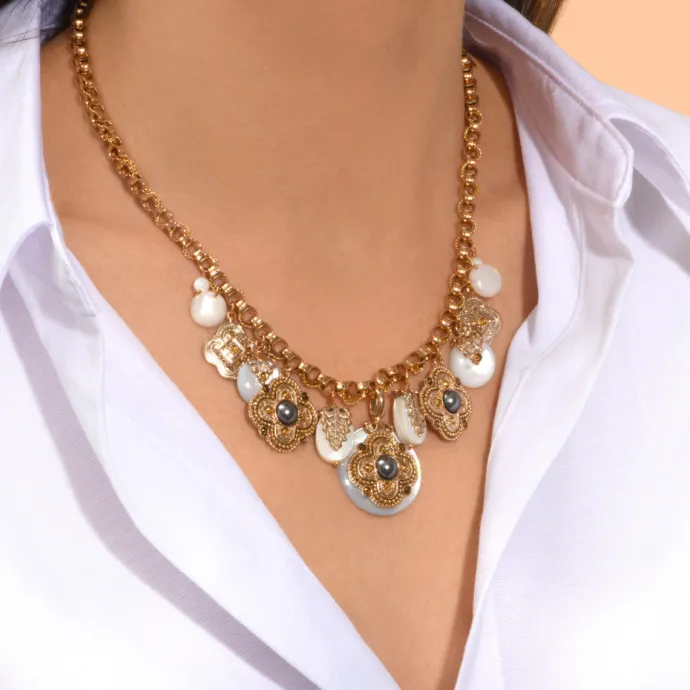 Outlet Positano medallion chain necklace - white Sautoirs & Colliers Longs|Pendentifs Et Médailles