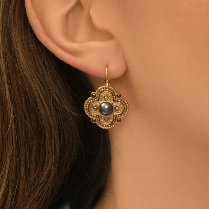 Sale Positano sleeper earrings - white Dormeuses
