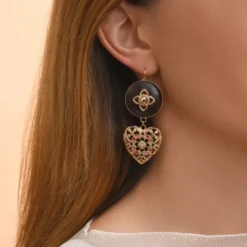 Sleeper earrings - red Dormeuses